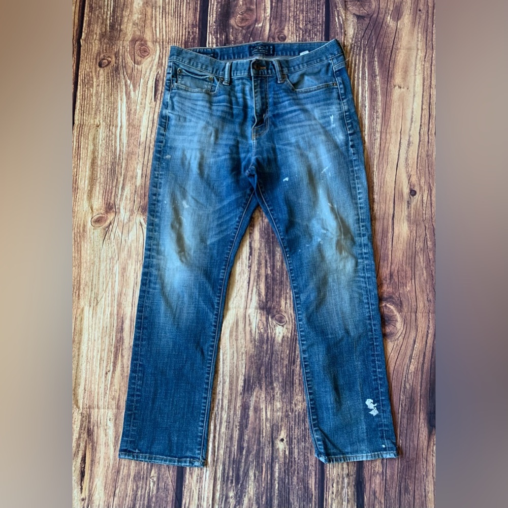 Lucky Brand Men's 410 Athletic Fit Straight Blue Denim Jeans Size: 34W x 30L